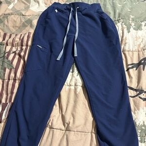 Fits x-small petite joggers Navy